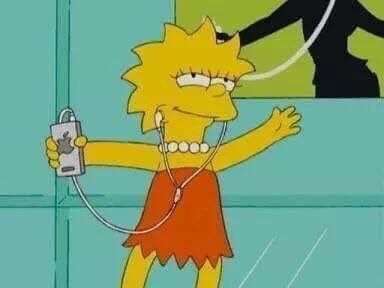 Alextrxm's tweet photo. moi quand j'entends une musique des années 2000-2010 https://t.co/9hxzpb92Pj