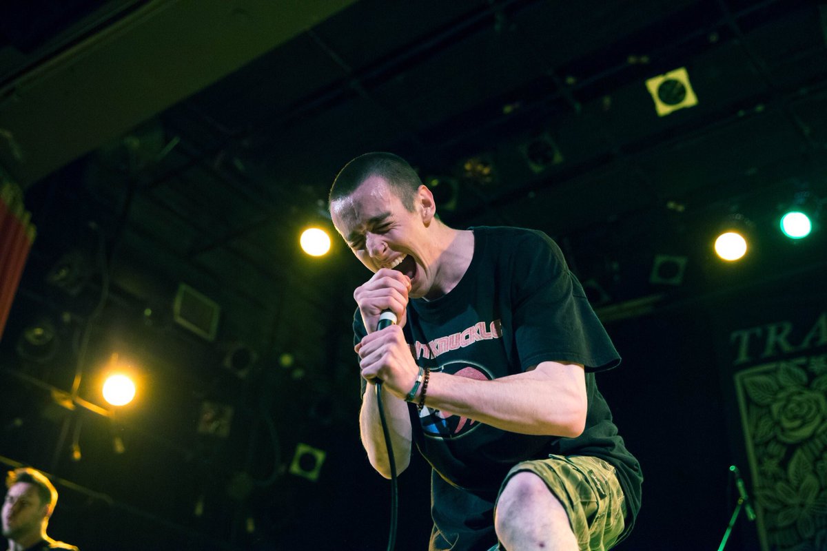 MOSmusicmag's tweet photo. Don't miss our photo gallery &amp; review of @newfoundglory &amp; @TrashBoatUK 's sold out Cincinnati show! https://t.co/rAGojTRB01 https://t.co/bi2iEZQ3ZX