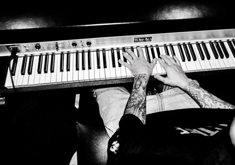 postsjustin's tweet photo. a concept https://t.co/JQ2ybZo3bF