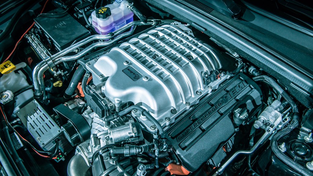 rowanhorncastle's tweet photo. Drop Dodge’s wondrous 707bhp, supercharged 6.2-litre HEMI V8 from the Hellcat into a Grand Cherokee and you get this: the Trackhawk. Boom. https://t.co/dzi4jCZHXF