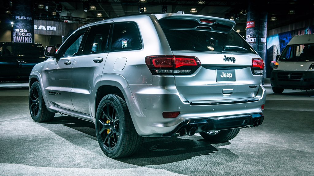 rowanhorncastle's tweet photo. Drop Dodge’s wondrous 707bhp, supercharged 6.2-litre HEMI V8 from the Hellcat into a Grand Cherokee and you get this: the Trackhawk. Boom. https://t.co/dzi4jCZHXF