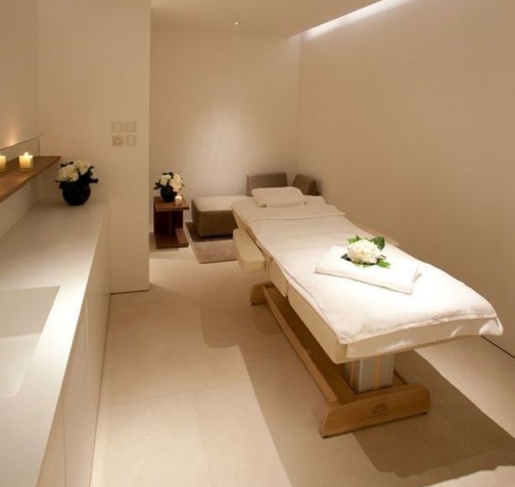 CocoonConcierge's tweet photo. Need some time out to relax &amp; unwind? Cocoon can arrange luxury accomodation &amp; spa retreats to help you do just that https://t.co/GeRd9MWibA https://t.co/I0yw4p270a