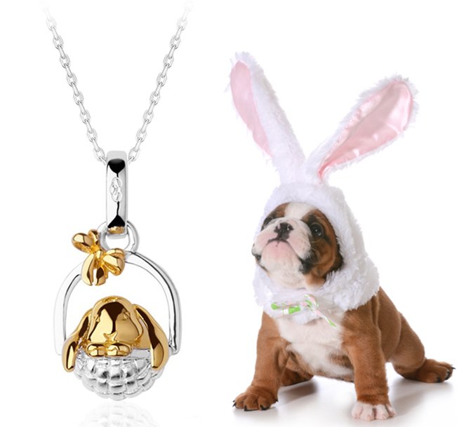 Add some springtime charm with this year's adorable NEW Bunny in Basket keepsake charm - simply too cute to resist! bit.ly/2n8CeX6