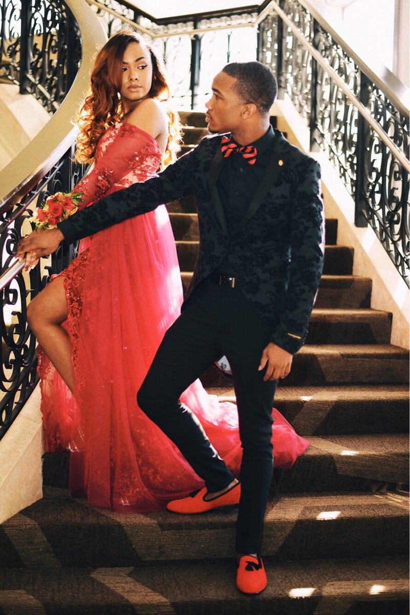 thenfredsaid's tweet photo. πΈ: @artez_Epic | πΉπ#prom2k17 #centralprom https://t.co/Bp6Fb6uiR4
