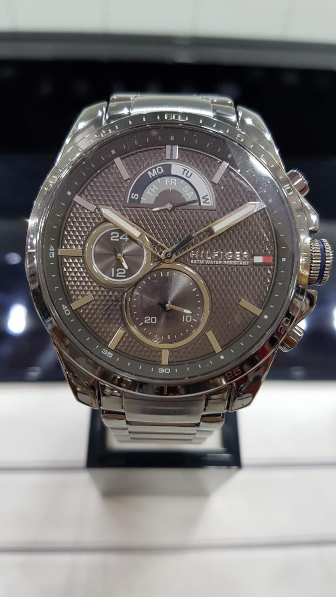 designer_lounge's tweet photo. Some more arrivals???? Wow!!! Incredible TH watches!! #watches #tommyhilfiger #tommywatches #designerlounge #AyiaNapa2017 #cyprus #brands https://t.co/0b9M4bqSlH