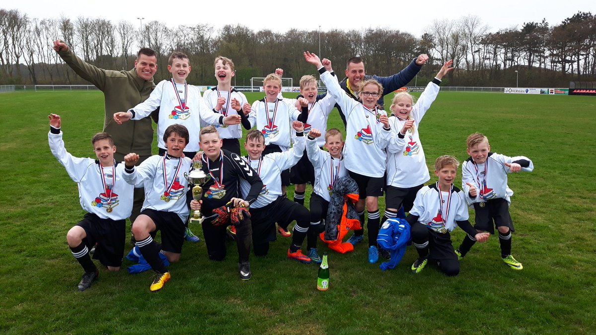 HofsteeSchool's tweet photo. Bloedstollende finale! Geweldig gespeeld! https://t.co/2Y9tfXaMYC