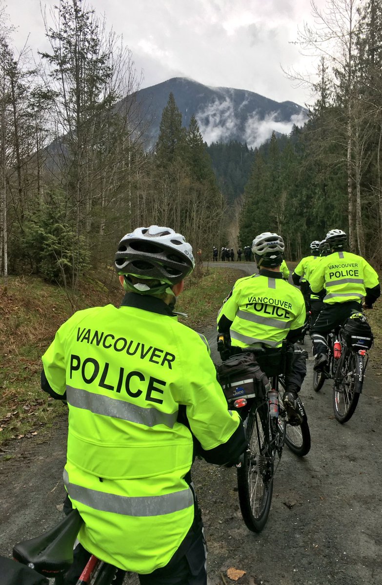 @VPDBikes joint training with our @VancouverPD #PublicSafetyUnit today.