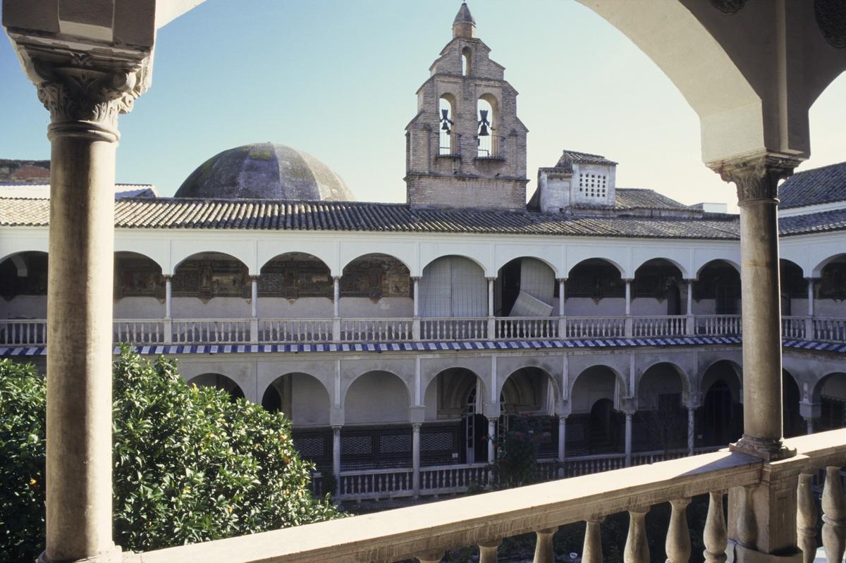 WorldMonuments's tweet photo. Stay tuned for tomorrow's @PBS @NewsHour on the #ConventsOfSeville #Spain The convents are on the #2016WMWatch https://t.co/OZ5Hfgvw9m https://t.co/LHBhoAQ3hl