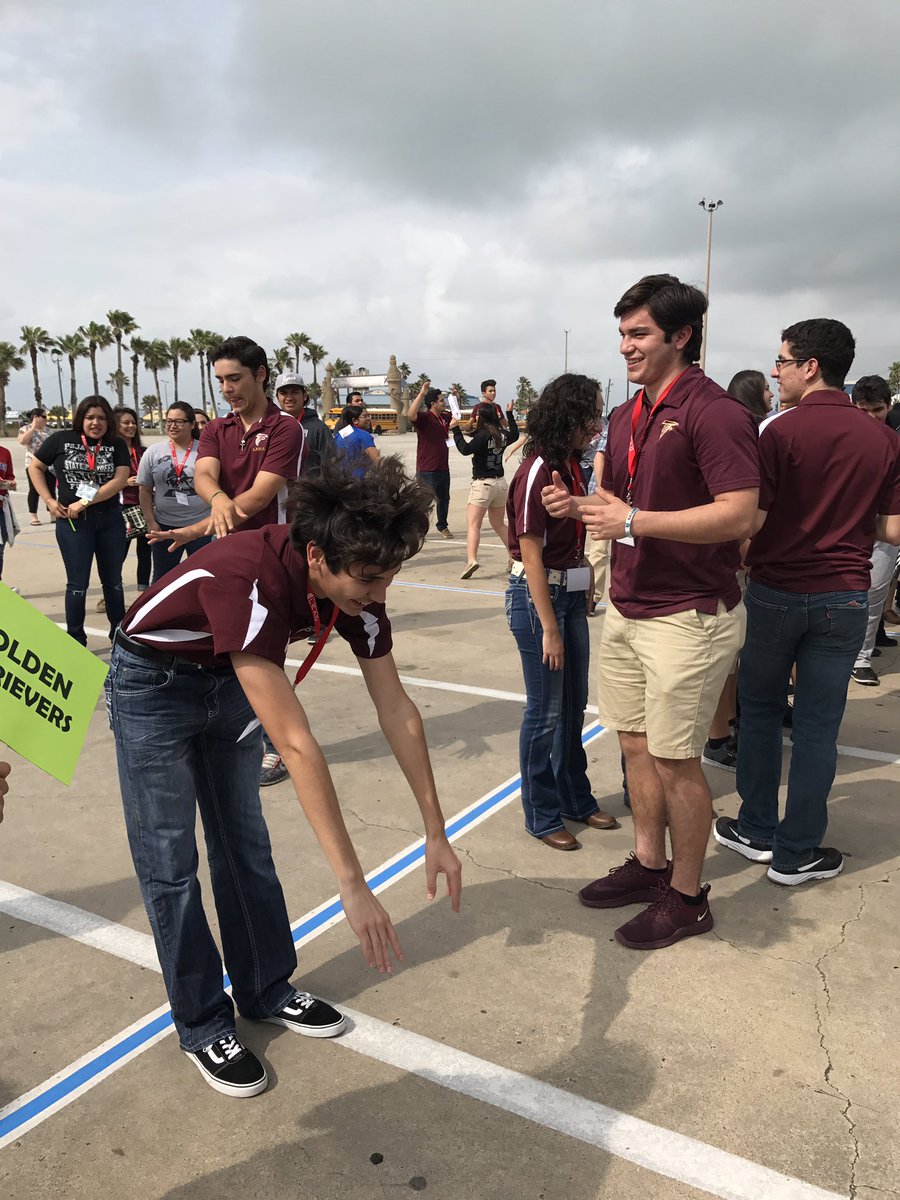 lfhsRGVLEAD's tweet photo. LFHS Student Ambassadors at the RGV LEAD New Ambassador Orientation! https://t.co/6J5AdHHHT5