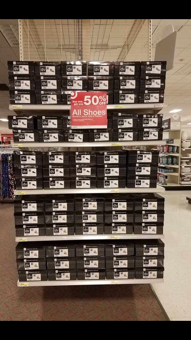 T1061🎯
We have Shoes for you
Every color &amp; Size👡👠👞
#fullystocked #Brand
<a href="/DerinBriggs/">Derin</a> 
<a href="/JaimeDali/">JD</a>