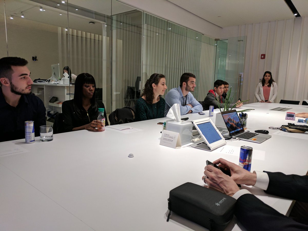 ZahnCenterNYC's tweet photo. Learning about how @Square supports #SmallBusiness at their offices today. Thx for the tour! https://t.co/5o2sIpSmLx
