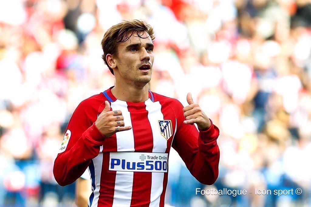 Footballogue's tweet photo. [#Stats] Avec 14 buts, Antoine Griezmann vient d'égaler le record de buts de Zidane et Pires et Ligue des Champions. 👏🇫🇷

Via @OptaJean https://t.co/iNPyRP0X7p