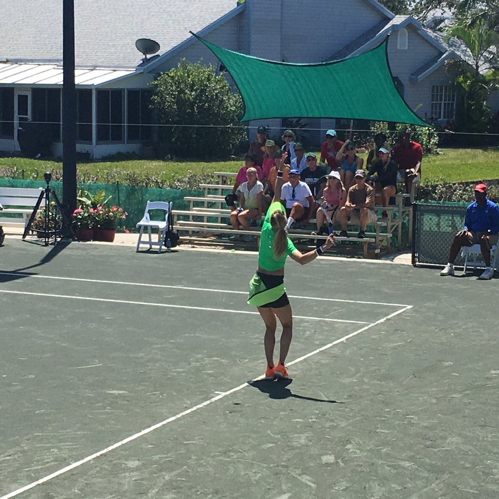 YtsurTennis's tweet photo. Photos from @geniebouchard  match with Morgan. My videos didn't come out too good...think I was too stressed 😳😂 https://t.co/RBu4SkcWVb