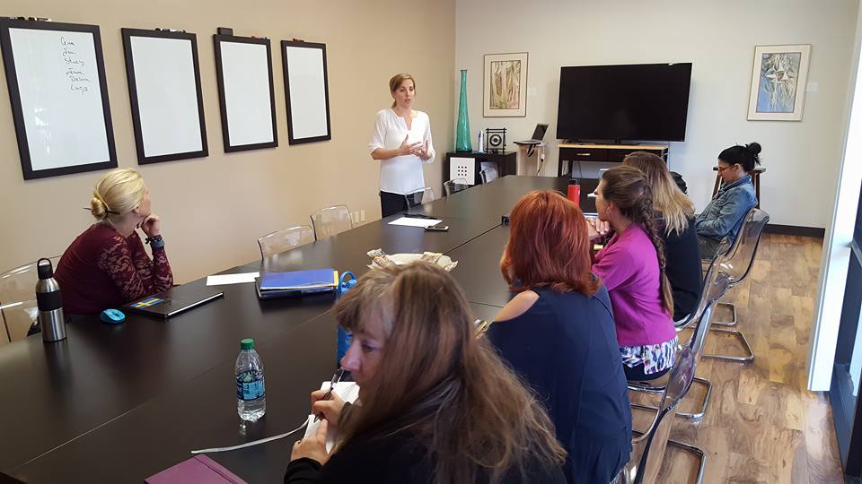ehcarpenter's tweet photo. Enjoyed sharing insights on #AssignmentSelling at today's Business Booster! @TheSalesLion @HeraHub @FelenaHanson https://t.co/zgIaxjk83u