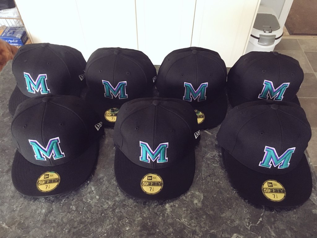 MightyMucksBall's tweet photo. New Mucks gear is in! 2017 Season quickly approaching https://t.co/A5wPWJh8SK