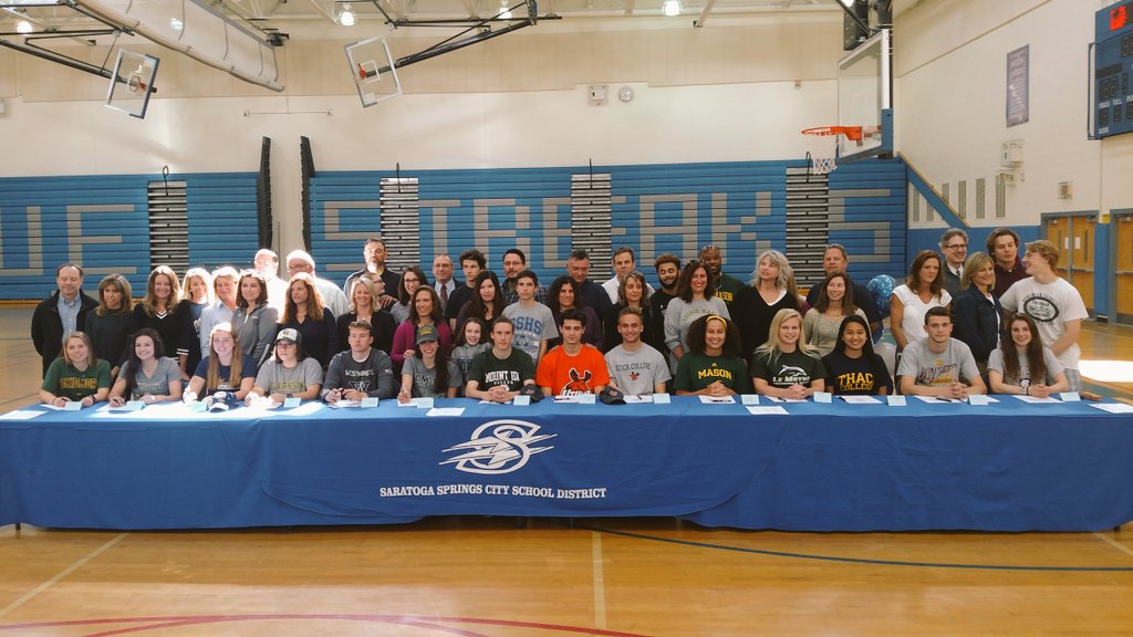 TogaAthletics's tweet photo. Great day to be a Blue Streak!  Congratulations to our 15 student-athletes who will be moving on to compete at the Collegiate level. https://t.co/tN5eiY1iPO