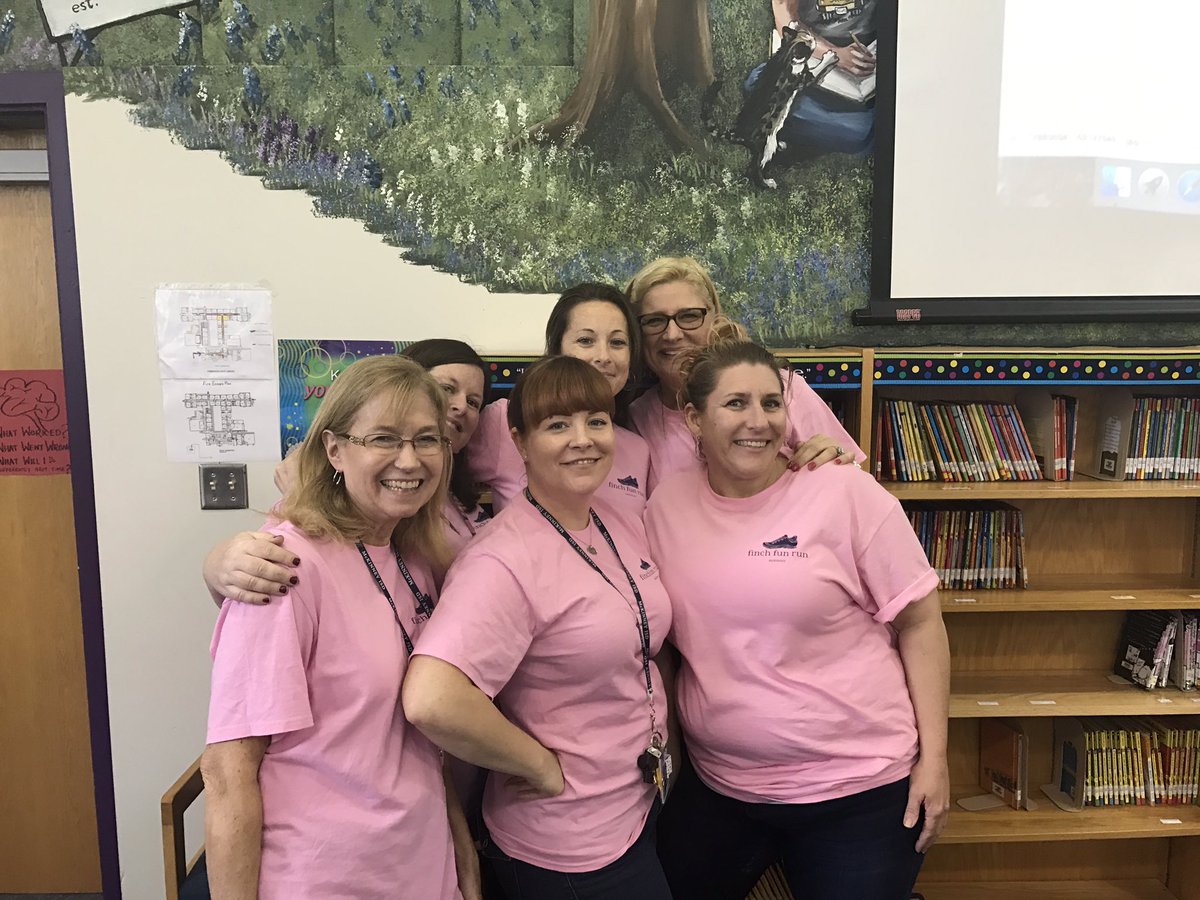 FinchFalcons1's tweet photo. On Wednesdays we wear pink! #finchfalconsrock! https://t.co/WUJe3OTE31