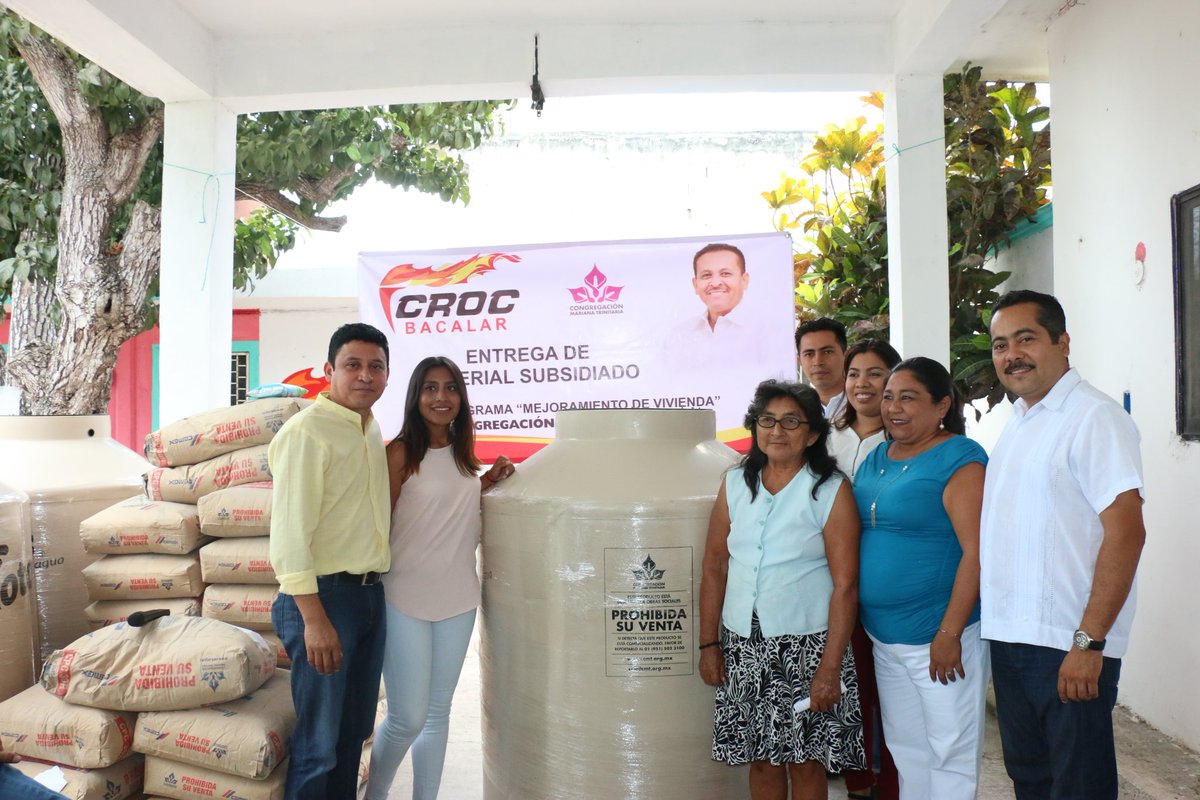 JAngelChacon's tweet photo. Acompañe a @CaamalAngel, representante del Líder Estatal de la CROC @MartinDeLaCruzG, a la Entrega de Material Subsidiado de CMT en Bacalar. https://t.co/4WEQaNOeP2