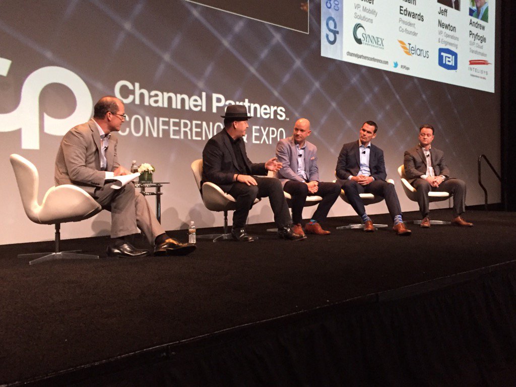 Craig_Galbraith's tweet image. .@IntelisysCorp @telarus @SYNNEX @TBImasteragent with a great update on today's #techdistribution #CPExpo