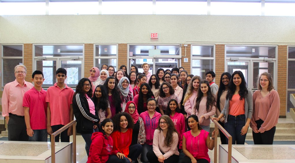 Thank you for coming out in your PINK tday!! #InternationalDayofPink  #DAYOFPINK2017 <a href="/PeelSchools/">Peel District School Board</a> @ClimatePeel <a href="/GlenforestSS/">Glenforest SS</a> <a href="/GFSS_Guidance/">Glenforest Guidance</a>