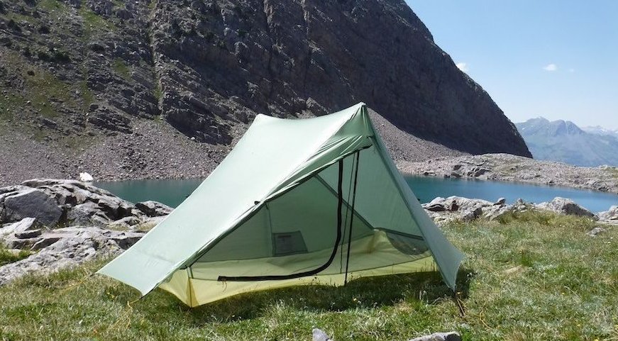 theTrekPCT's tweet photo. Don't wait too long to clean your old thru-hiking gear, like Chuck did. https://t.co/euZypKbCOP #PCT2016 https://t.co/ozAkeh76DT