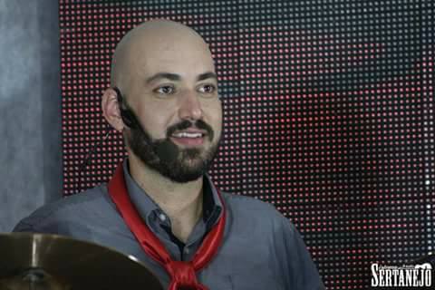 ThiagoMaurer's tweet photo. Fotos da GRAVAÇÃO Do 1º CD E DVD #PaulinhoMocelin&amp;CoracaoDeGaiteiro
Obrigado aos parceiros:
#LevadaBaquetas #PitbullHardBags https://t.co/rUrSdIMLn6