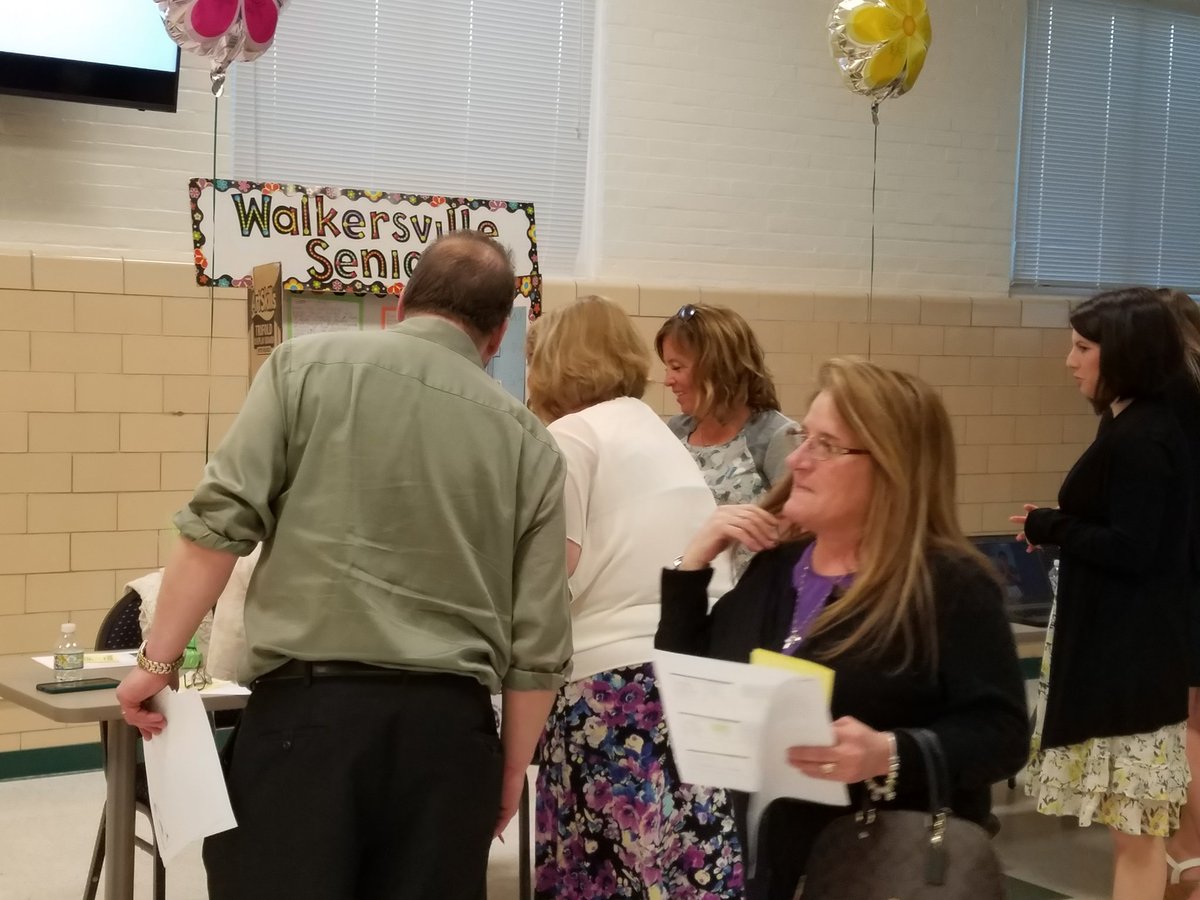 MichelleConcep3's tweet photo. Passport to My Future:  Our parents and students are learning together as they visit our stations. https://t.co/DktMJMN6Zz