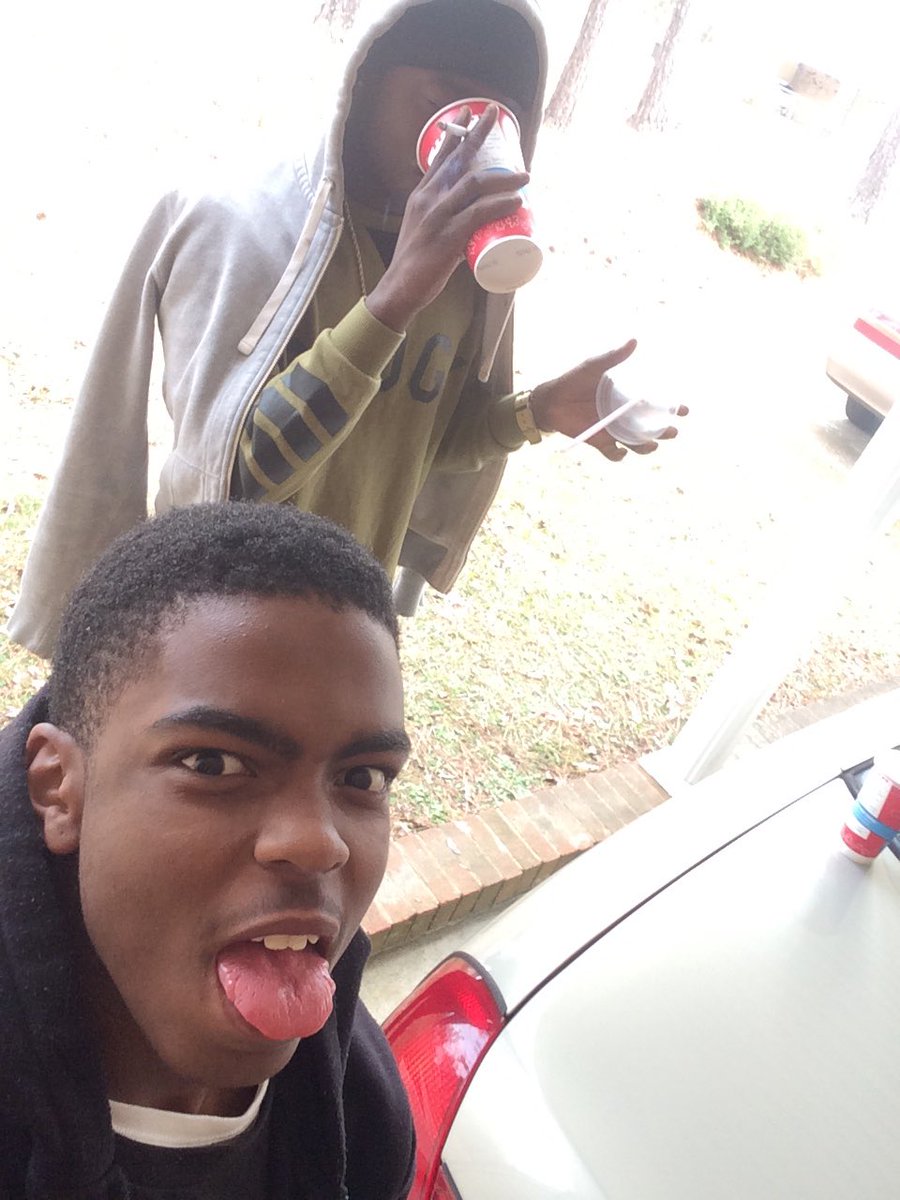 BlackCarleone's tweet photo. Love You Forever &amp; Always 😭❤️ REST UP 🙏🏾 I'm Hurt Boaa 😓 I'm Getting It In Blood 💉 https://t.co/xx71M2bejW