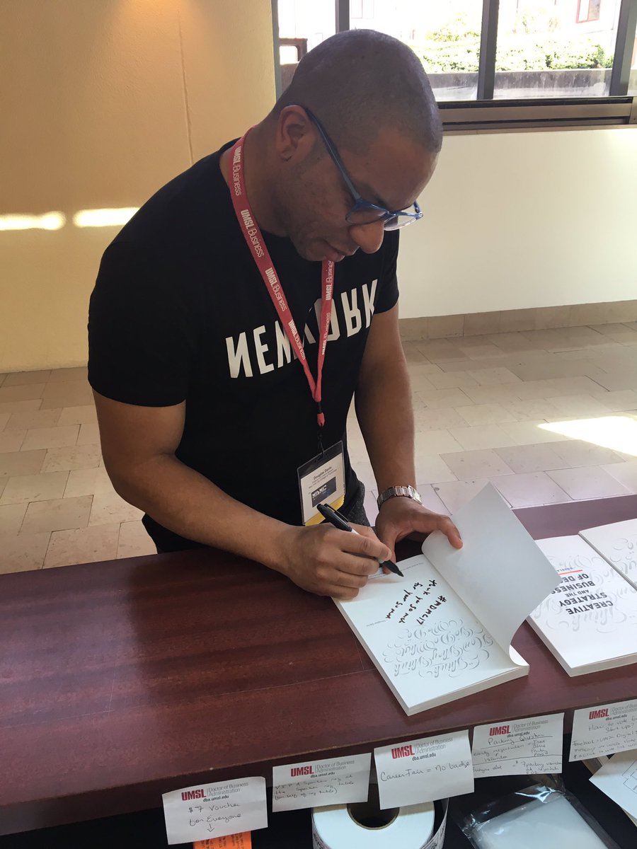 stephnissen_'s tweet photo. In the presence of @DouglasQDavis signing his books for the #MDMC17 raffle tomorrow! Who wants to win? #thinkhowtheythink https://t.co/Gg1KRwUbm7