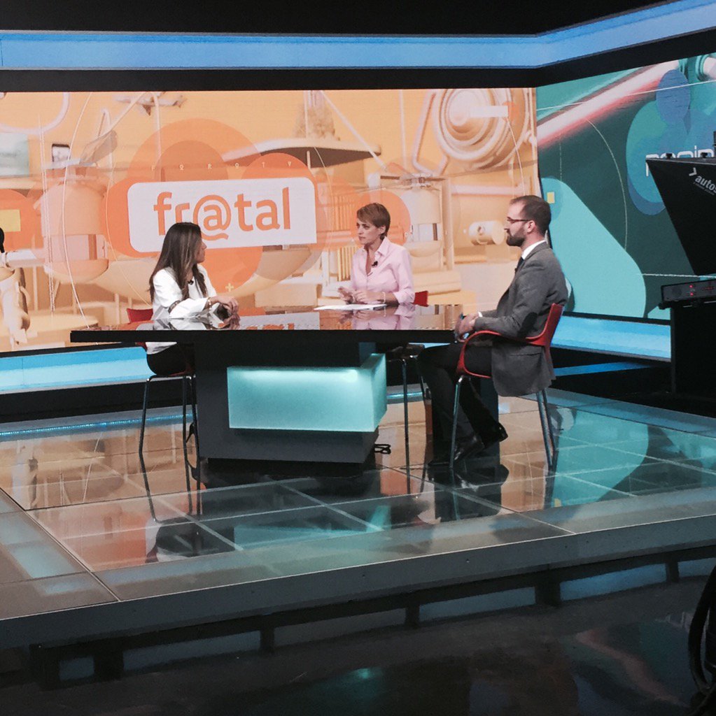 ¡Es su momento de emprender! Estamos hablando <a href="/PosibleMex/">PosibleMex</a> en <a href="/Ftv_Fractal/">Ftv_Fractal</a> con <a href="/anafvega/">Ana Francisca Vega 🌿</a> ☺️