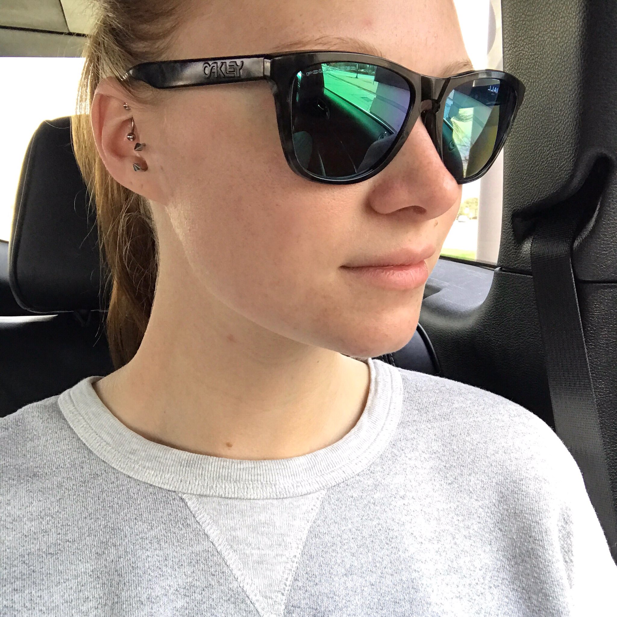 Oakley top frogskin womens
