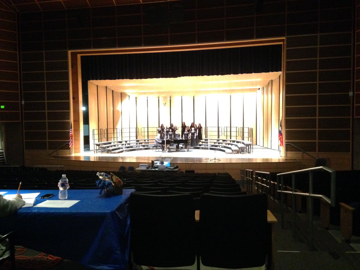 CastleberryISD's tweet photo. CHS Lion Choir at UIL contest, two great performances! #castleberryisd #chs_lions #cisdespañol https://t.co/NOpOEHBu2G