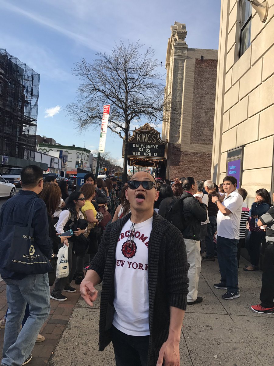 tholites's tweet photo. Nice Weather ... @mainedcm @aldenrichards02 @EatBulaga @ALDUBNation @gmapinoytv #TeamAbroad #KalyeSeryeSaNewYork #ALDUB91stWeeksary https://t.co/Nb7jyYg20h
