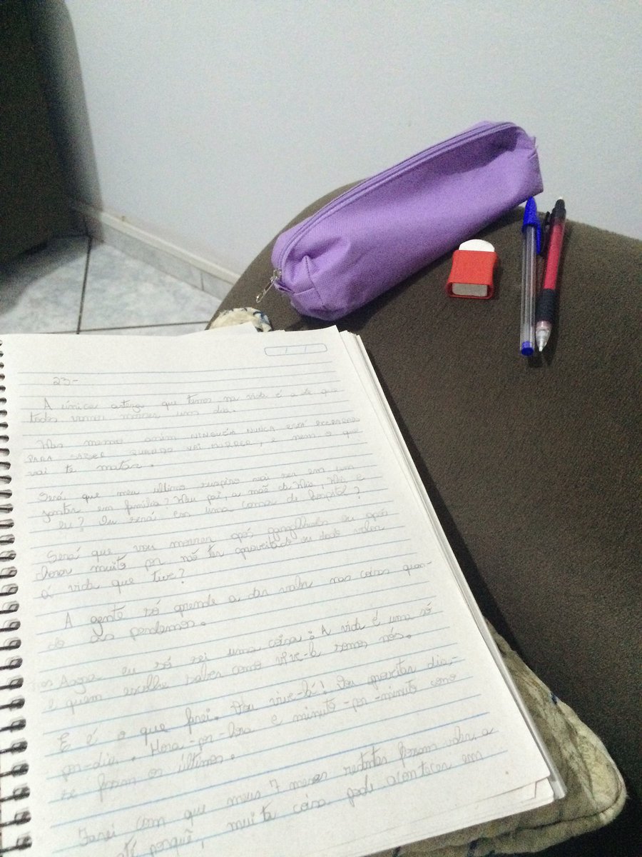 lowobrien's tweet image. estaria eu finalmente escrevendo o novo cap de Unsteady?? será?