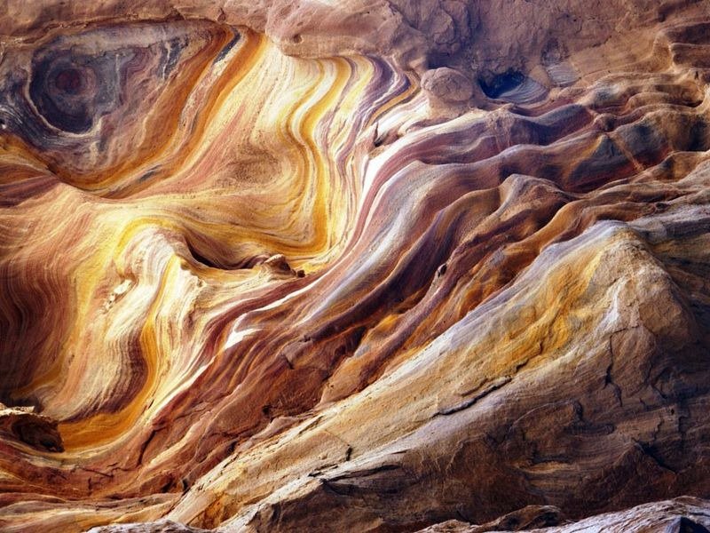 sobore's tweet photo. The Colored Canyon located near the town of Nuweiba on the Sinai peninsula of Egypt, known for its amazing spectrum of colors 
#travel https://t.co/qhk3bVH8W4