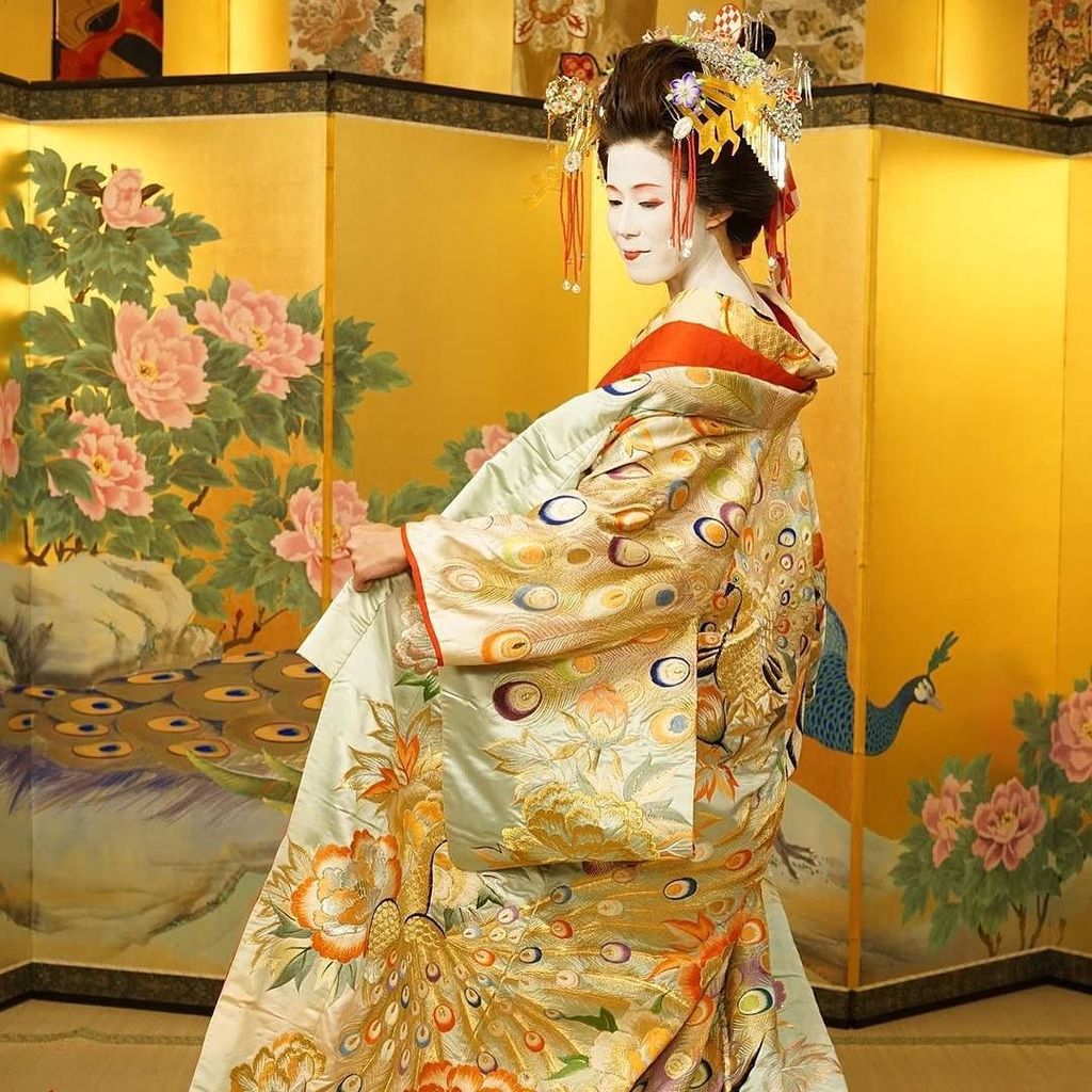 太夫 日本髪 簪 かんざし 華やか 打掛 打掛体験 色打掛 インスタ インスタグラム 京都 京都限定 太夫 花魁 花魁体験 花魁写真 花魁撮影 日本髪 Kyoto Kyotojapan T Co 4kpmxmvott T Co Ckqxlqnxgc