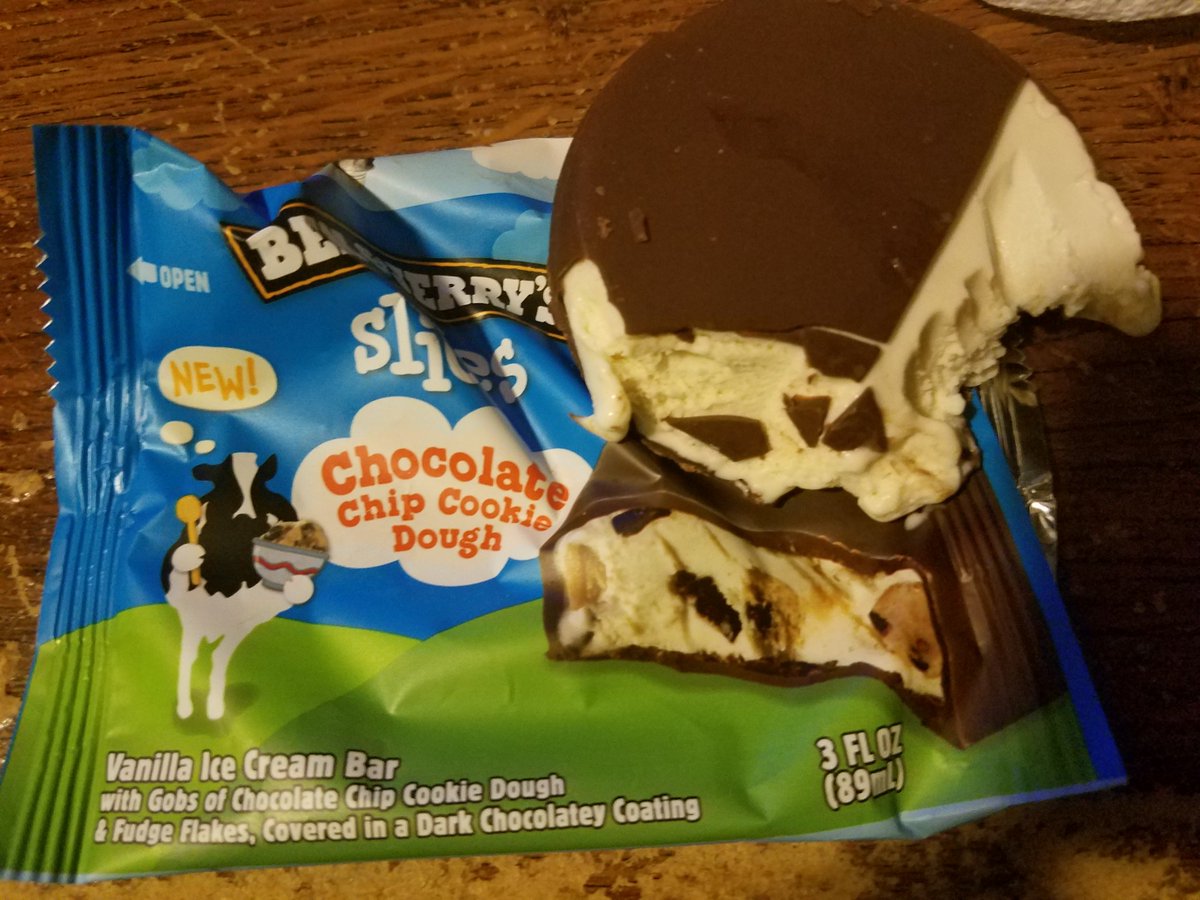 BostonKandiKid's tweet photo. Yooo @benandjerrys well played! But you owe me chocolate chip dough! Lol. https://t.co/dqpQbCsCMK