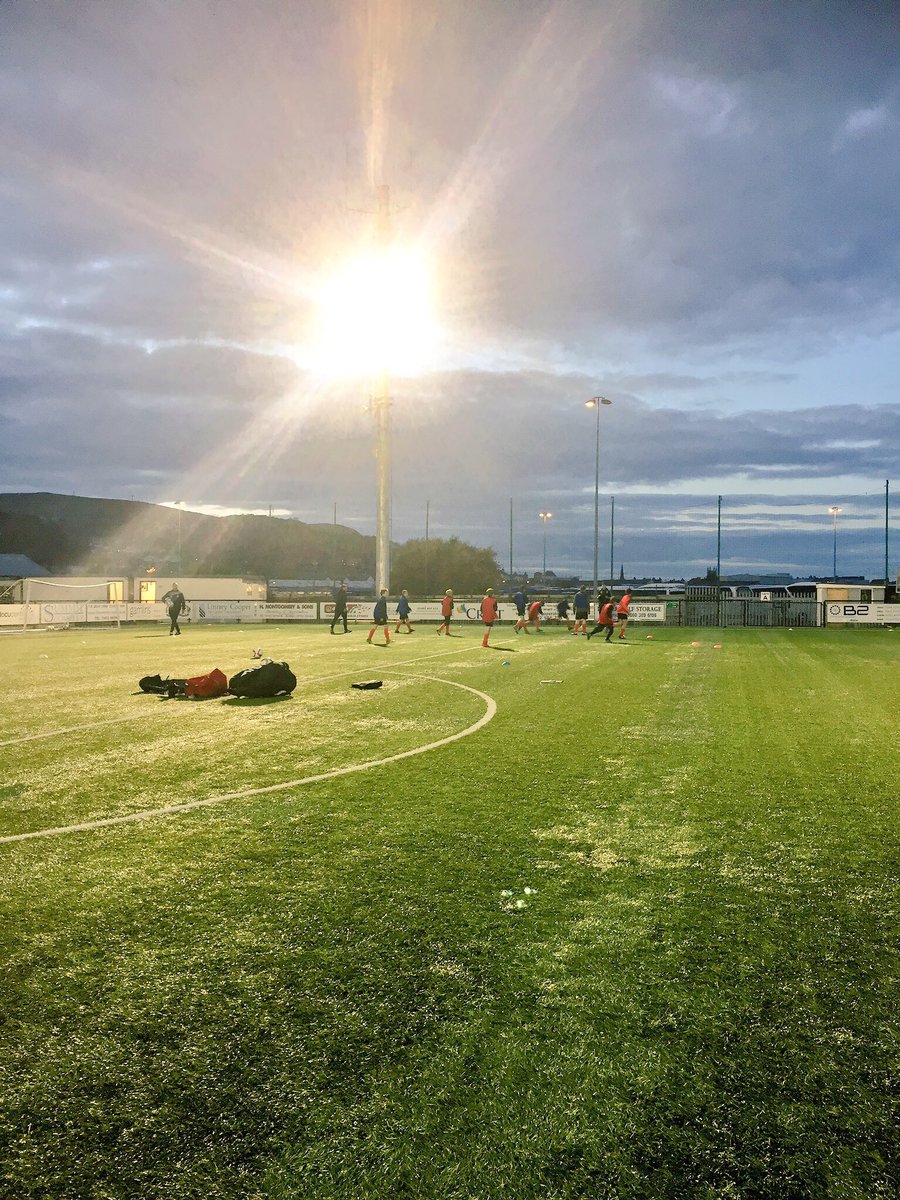 GuyH3's tweet photo. Good night mentoring @FAWCoachEd C Certificate candidates @LlandudnoFC thanks to @LlandudnoFC &amp; @ConwyBoroughFC for proving U12s players ⚽️👍 https://t.co/fjvDClbigA