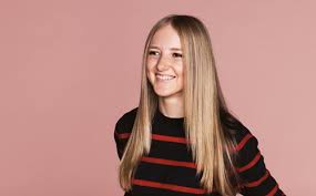 Graduate Grace Scott awarded the Chris Russell Medal of Excellence:bit.ly/2otZOww <a href="/WestSydUAlumni/">WestSydU Alumni</a> #risingstar #sydneyroyalestershow