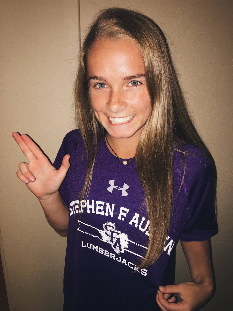 colleenf2126's tweet photo. YAYAYAYAY! So blessed&amp;excited to say I have verbally committed to play D1 soccer at SFA!! 💜💜 #AxeEm https://t.co/4vcMhtHEp2
