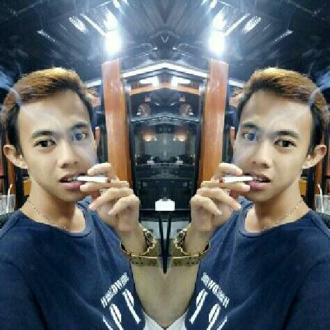 Miss_Adelia10's tweet photo. OMG! Kamu harus melihat ini. #BIGOLIVE.  
https://t.co/XSSh9lkYe2 https://t.co/DFPK8noLbe