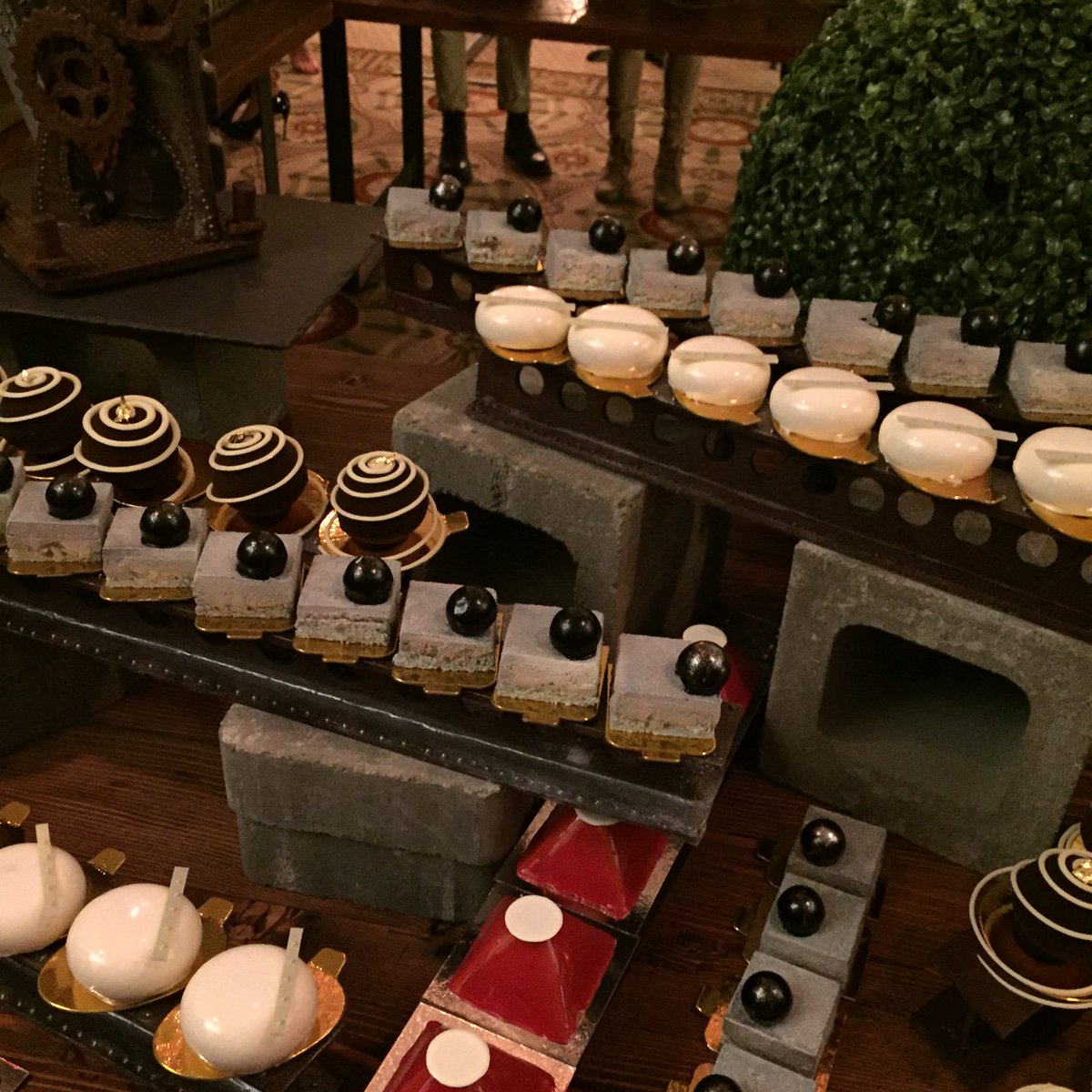 May Globus tweet media