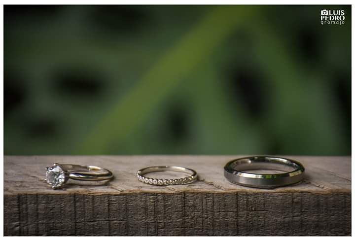 LuisGramajo_80's tweet photo. The rings #luispedrogramajophotography #wedinguatemala #wedding #weddingday #destinationweddingphotographer #bride… https://t.co/KdGyXU04p0 https://t.co/4tcxFb3h2F