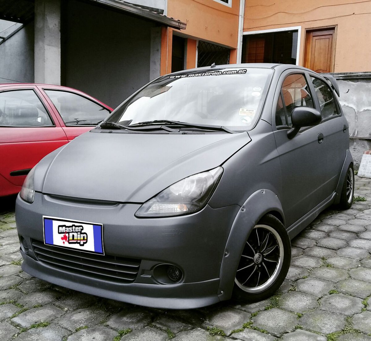 MasterDipEc's tweet photo. Disfruta del #Chevrolet #Spark en #GrisAntracita con #FullDipEc https://t.co/V4bKSfjM6A