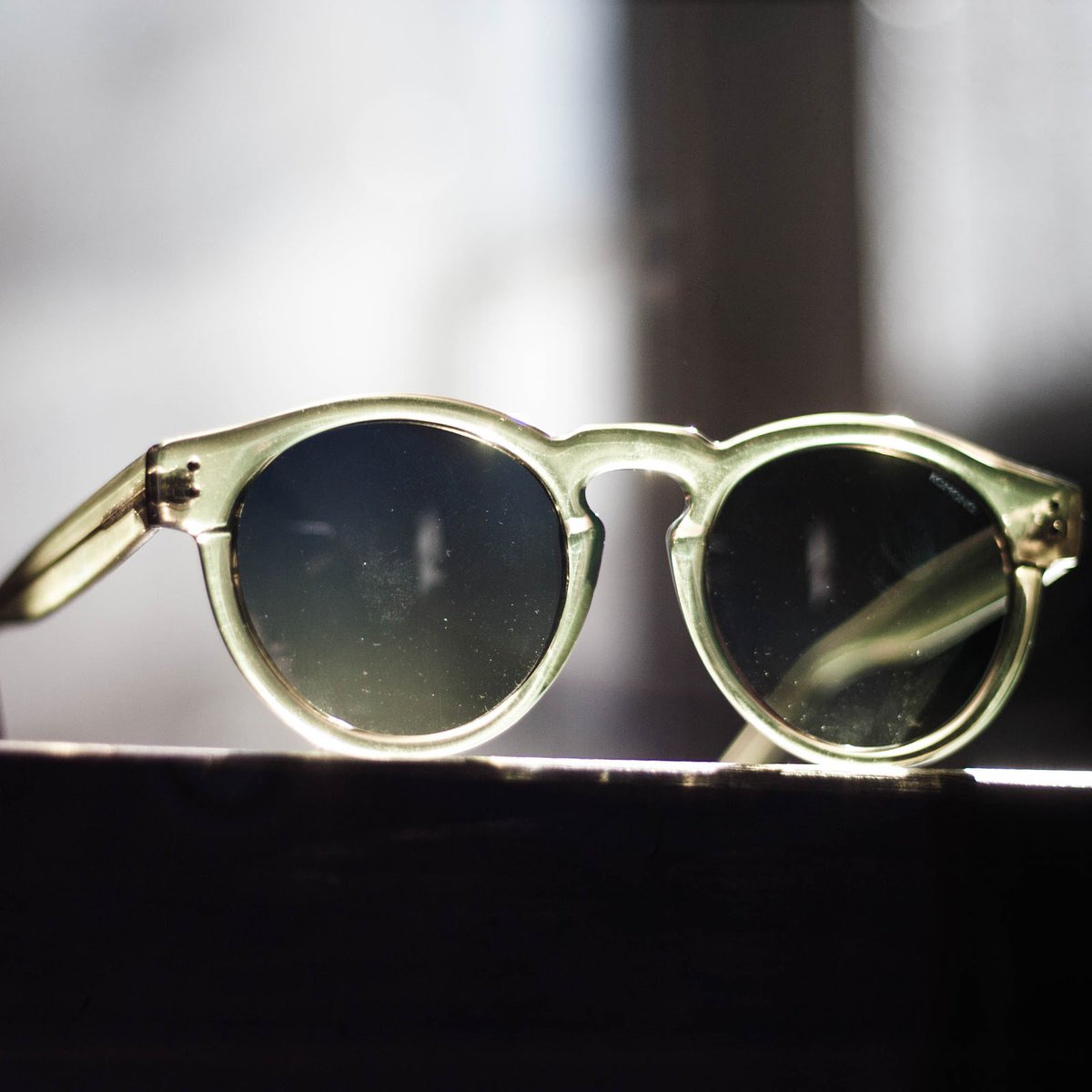 ShopTheGood's tweet image. Catching the perfect rays in our @komono sunnies.