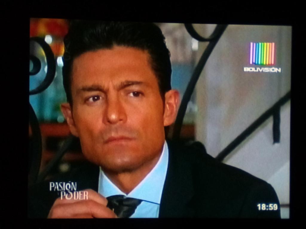 Resultado de imagen de pasion y poder por la red bolivision