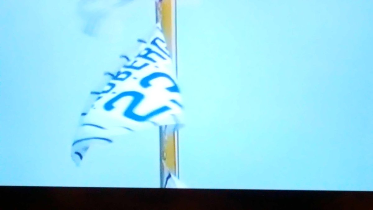 whitloli28's tweet image. my baseball idol growing up!  #Sandberg #Ryno happy to see him finally get a ring!👏 #2base #secondbase #baseball #cubs ❤⚾🔵🐻