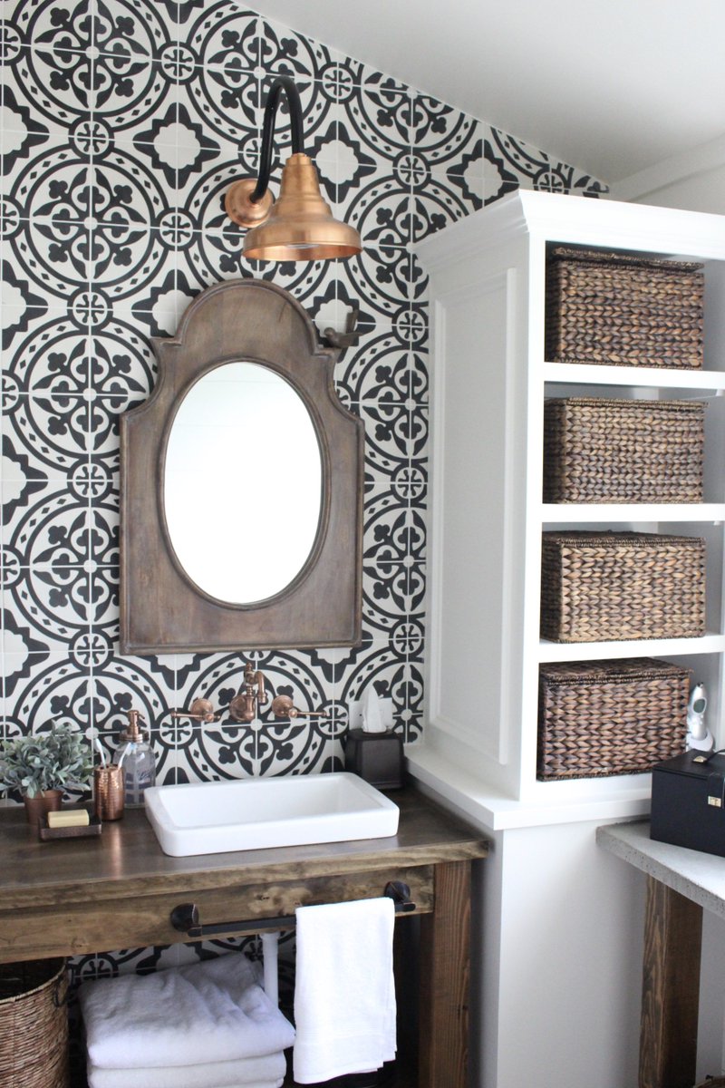 DGRInteriors's tweet photo. How fun is this #bathroom?  Loving that tile especially! #DGRInteriorDesigns #BathroomRenovation #DesignInspiration https://t.co/Lhq89V1QCF https://t.co/aNVOiDGsV5