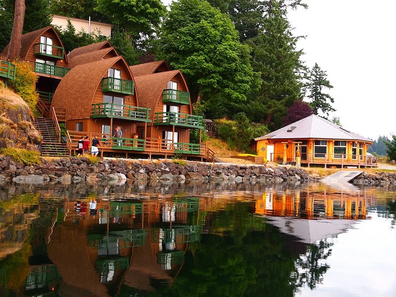 UniqueAssets's tweet image. Thanks to those that participated in Court today for Seascape on Quadra Island - it has now SOLD. #quadraisland bit.ly/2p7UIqM