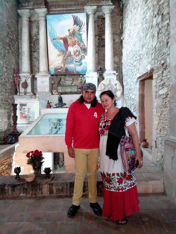 La primera actriz <a href="/AngelicaAragon_/">Angélica Aragón</a> durante su visita a #Taxco conoció #Ixcateopan, lugar donde yacen los restos del último emperador azteca.